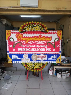 Papan Bunga di Kates Kauman